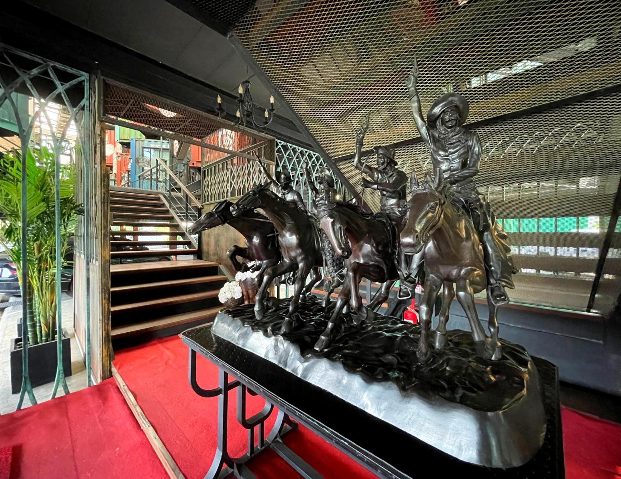 Hotel Nights In A Box Ban Muang  Exterior foto